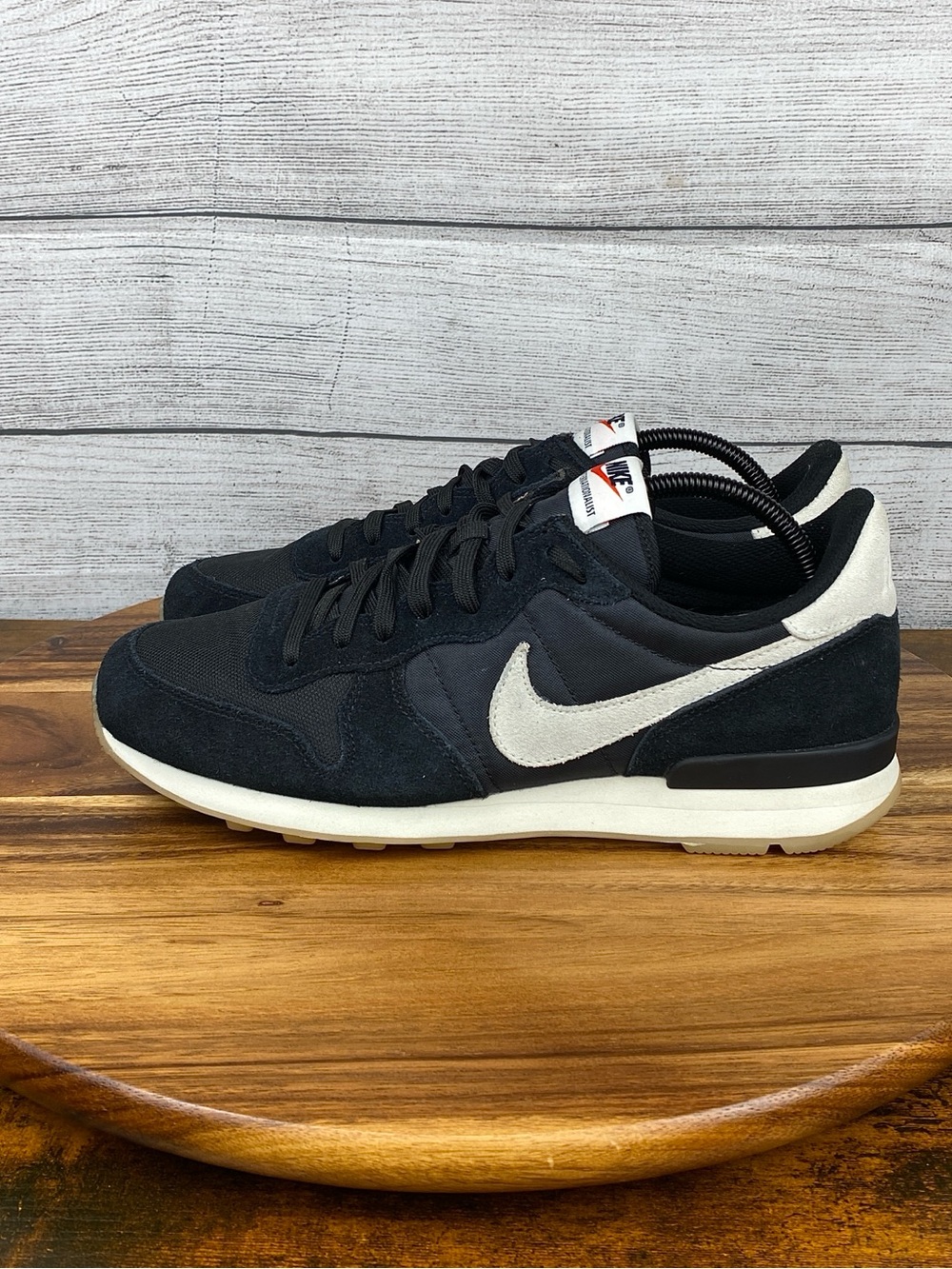 Nike Internationalist By You Custom Women's Shoe Black White 828826-995 Size 11